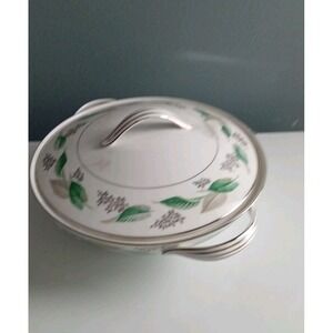 Covered Serving Dish Casserole‎ Bowl Green Leaf Floral Design Elegant